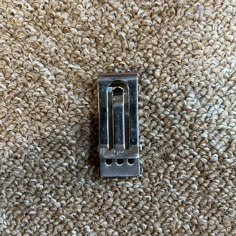 Silver money clip